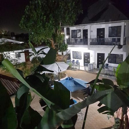 Airport Lodge Lungi Kültér fotó