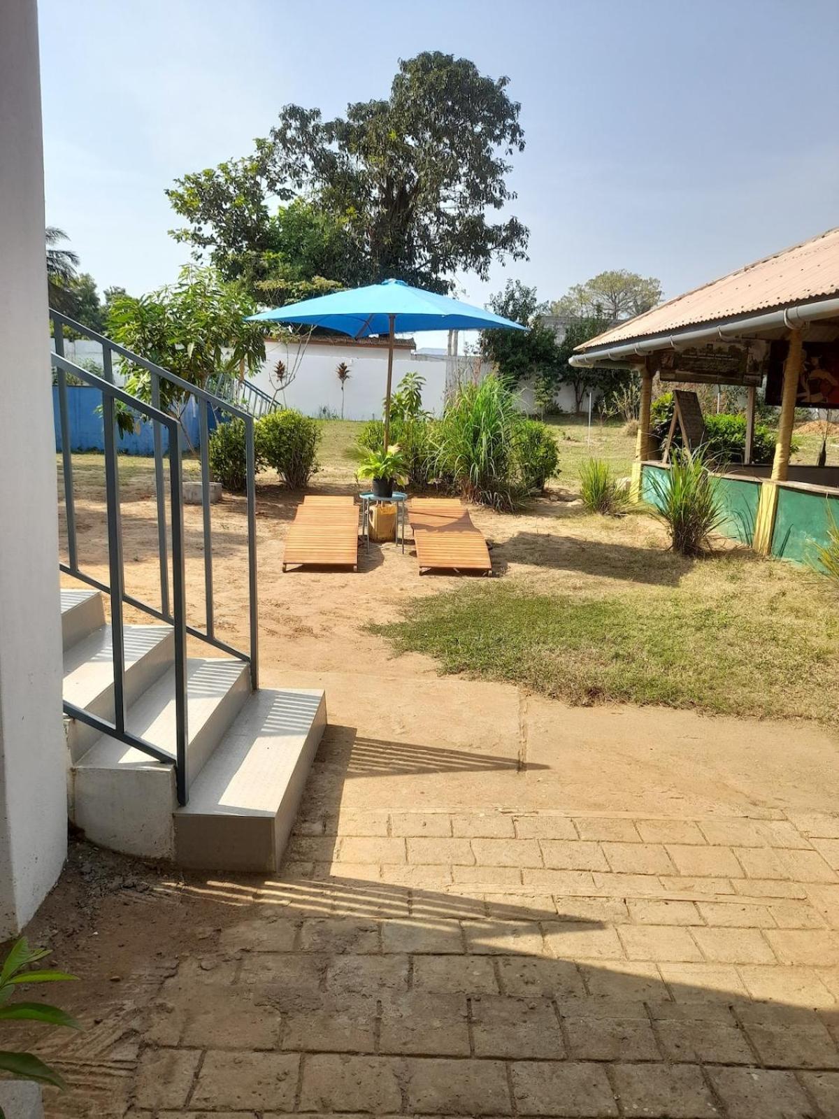 Airport Lodge Lungi Kültér fotó